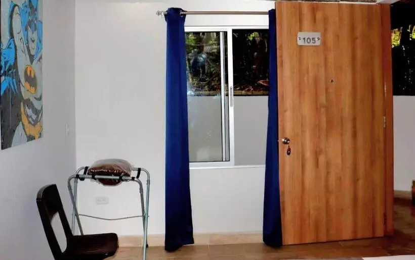 هتل Carriqui Underground