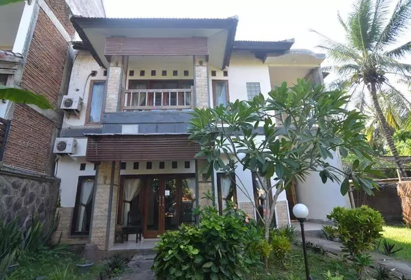 ホテル Puri Itoma Bungalows