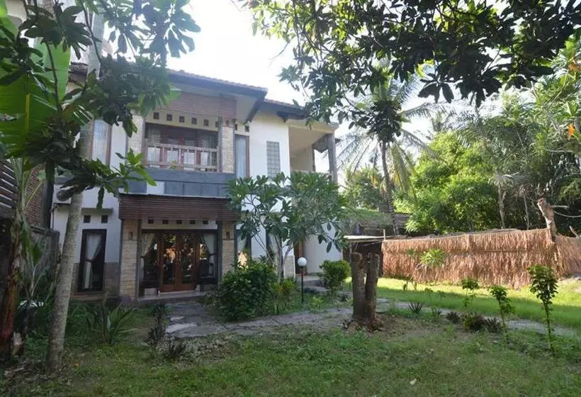ホテル Puri Itoma Bungalows