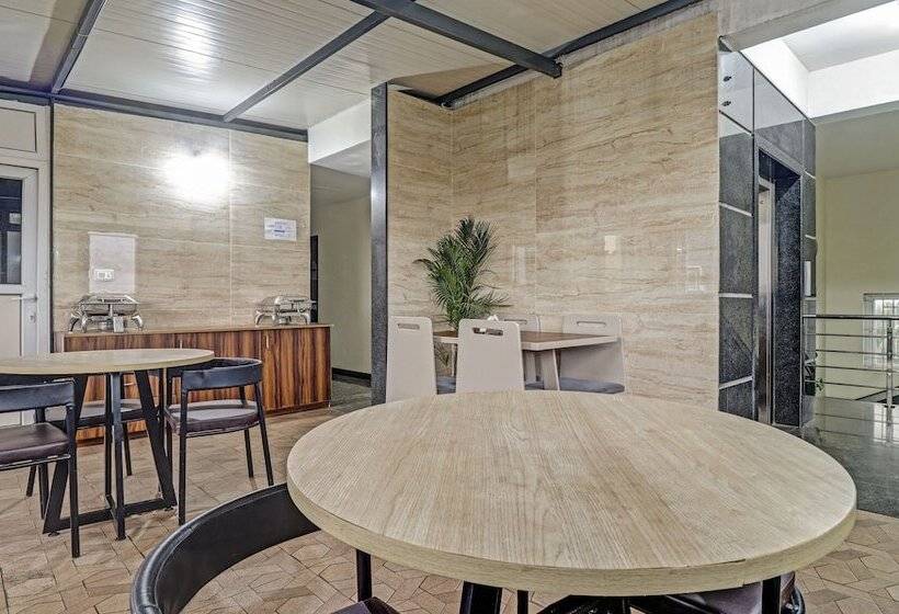 فندق Treebo Trend Corporate Suites