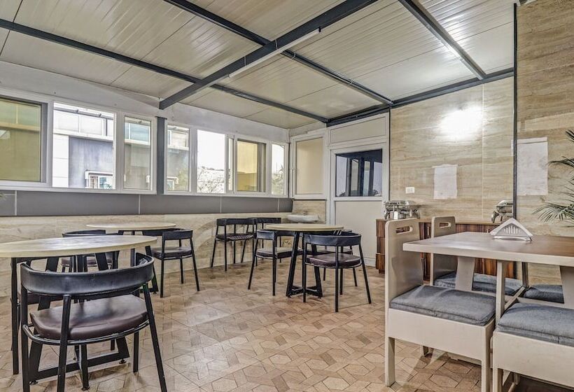 فندق Treebo Trend Corporate Suites