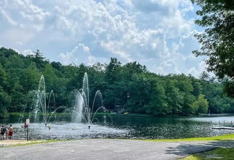 Modern 5br, Kid Friendly Home In Poconos With Pool Table