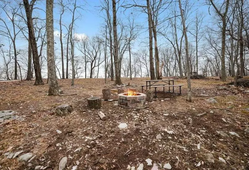 Modern 5br, Kid Friendly Home In Poconos With Pool Table