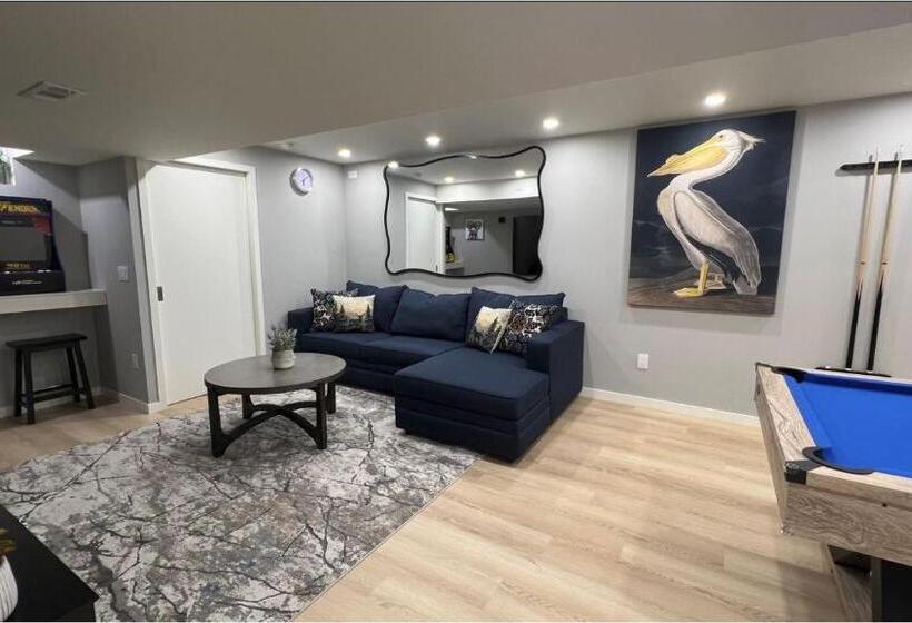 Modern 5br, Kid Friendly Home In Poconos With Pool Table