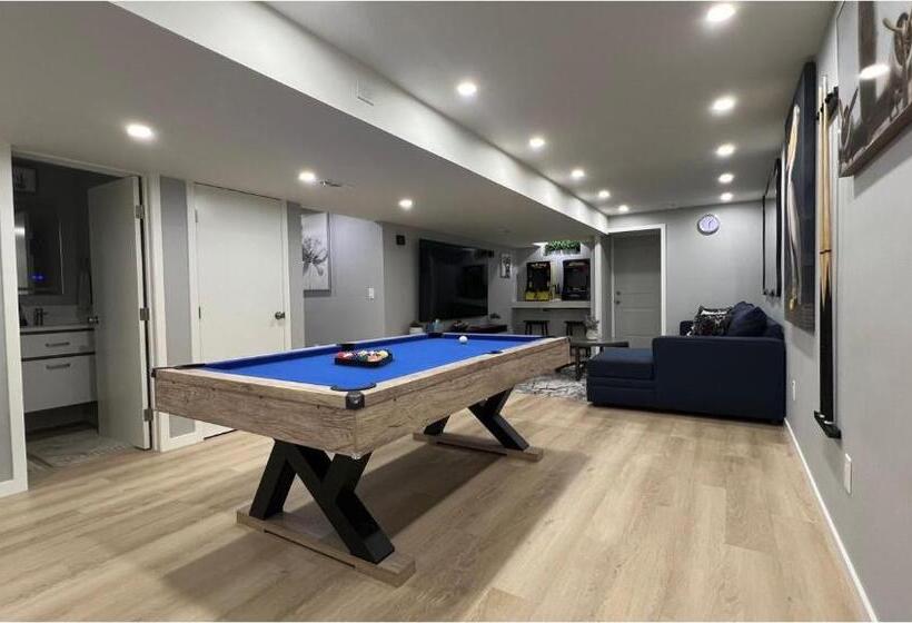 Modern 5br, Kid Friendly Home In Poconos With Pool Table