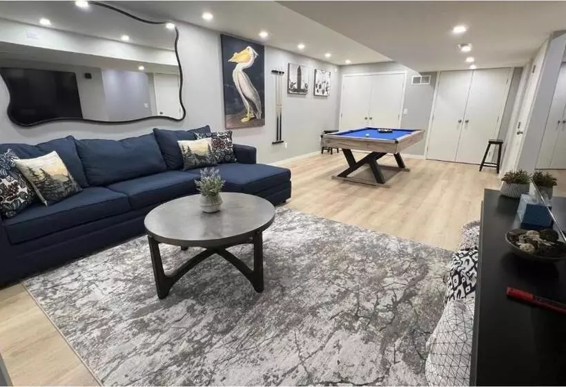 Modern 5br, Kid Friendly Home In Poconos With Pool Table