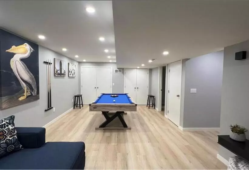 Modern 5br, Kid Friendly Home In Poconos With Pool Table