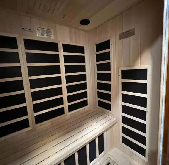 Modern 5br, Kid Friendly Home In Poconos With Pool Table