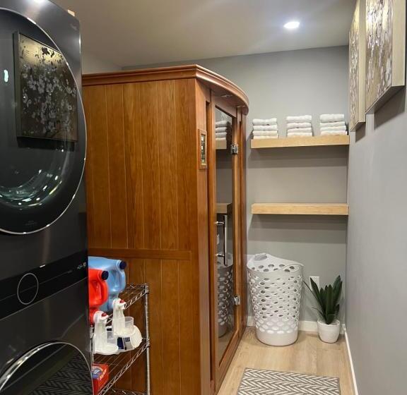 Modern 5br, Kid Friendly Home In Poconos With Pool Table