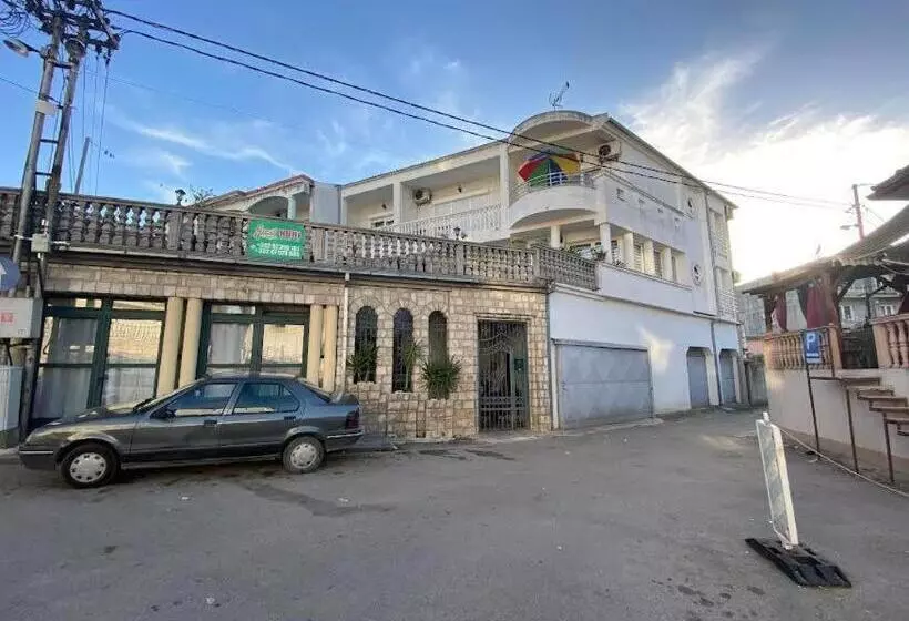 پانسیون Guest House Nuhii