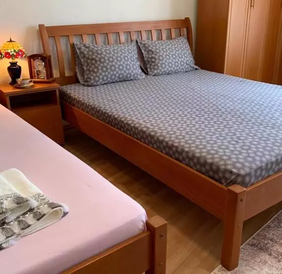 پانسیون Guest House Nuhii