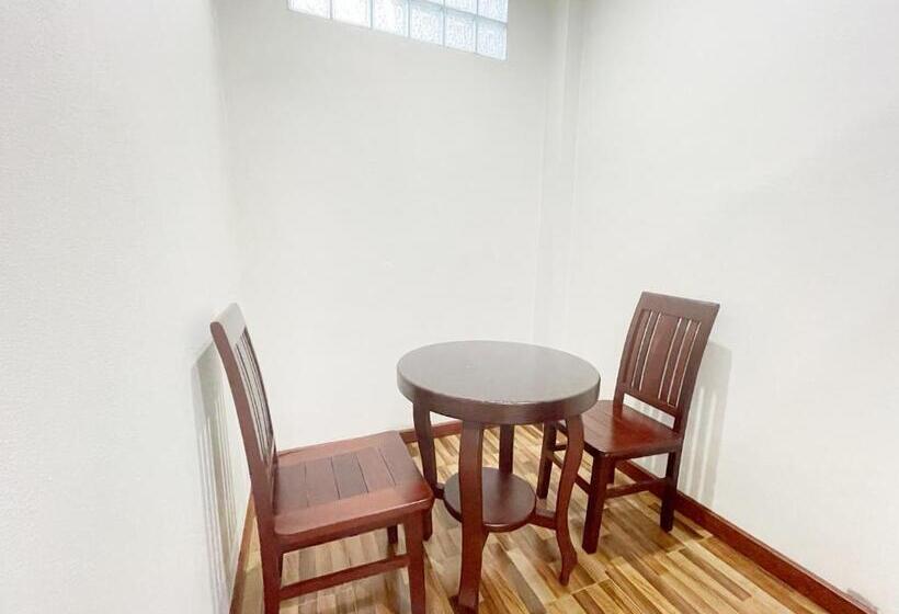 Resort จันทร์วารีรีสอร์ท