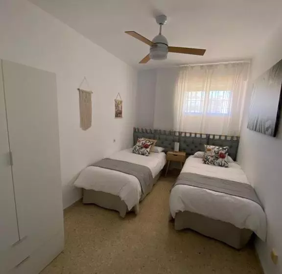 Trimar   Apartamento Céntrico Con Garaje