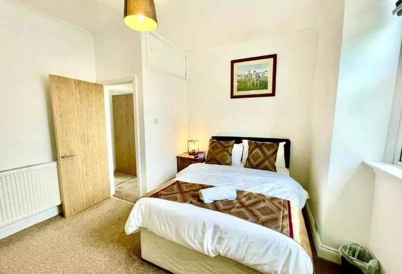 Executive Apartments, Nr City Centre With Private Parking