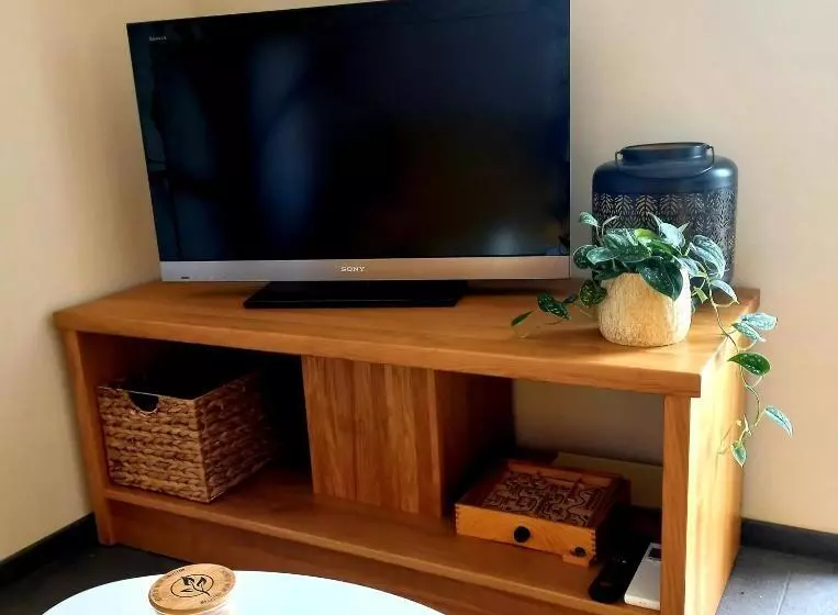 Holiday Home Lukc With Free Parking