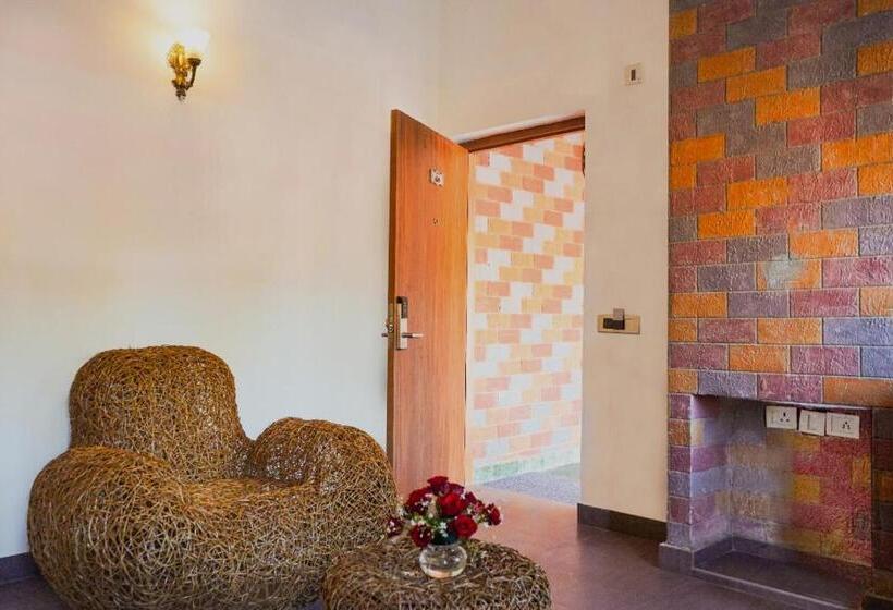 בית מלון כפרי Country Inn Tarika Riverside Resort Jim Corbett