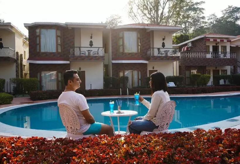 Hotelli Country Inn Tarika Riverside Resort Jim Corbett