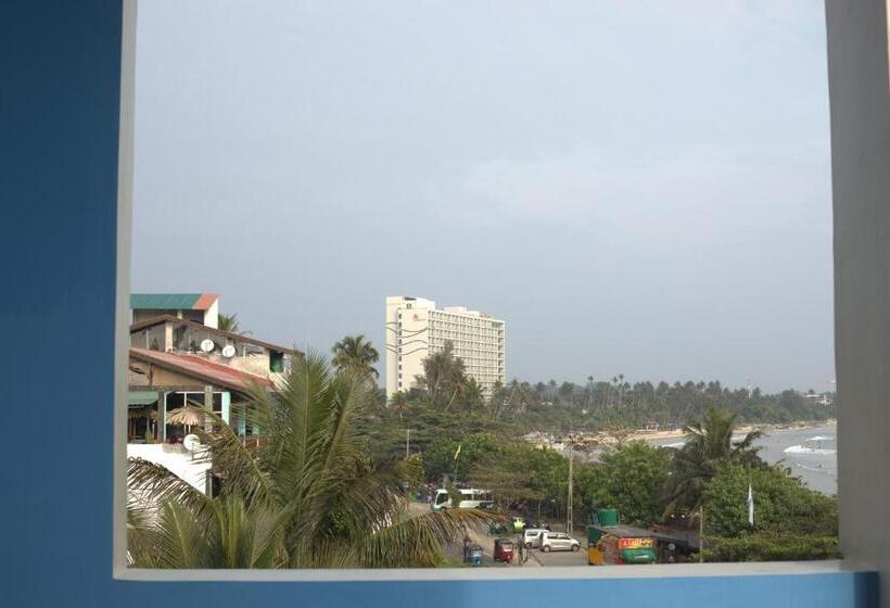 Hotel Twenty  Two Dazzle Bay