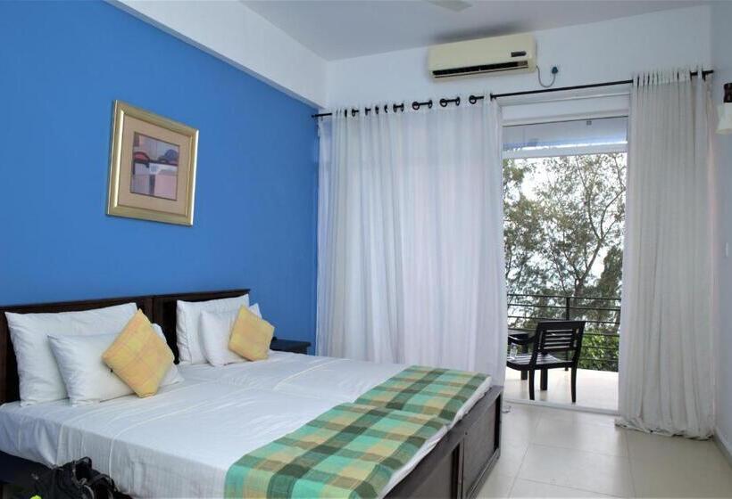 Hotel Twenty  Two Dazzle Bay