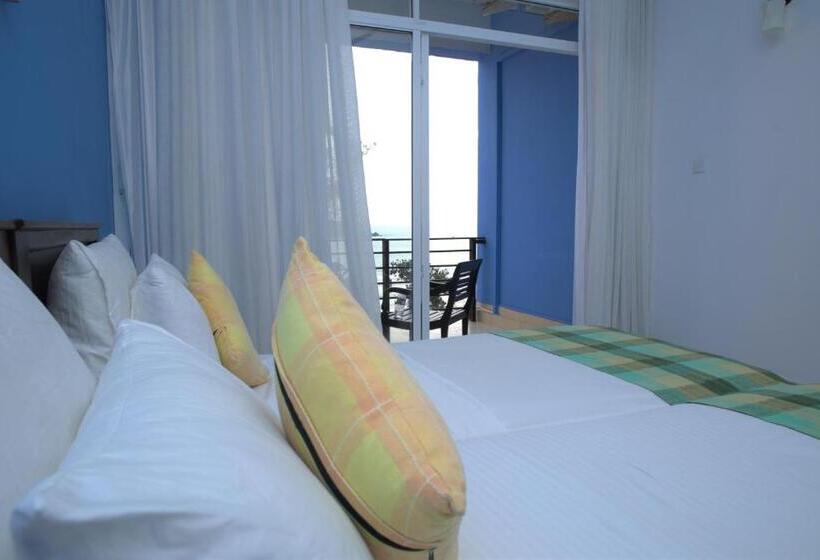 Hotel Twenty  Two Dazzle Bay