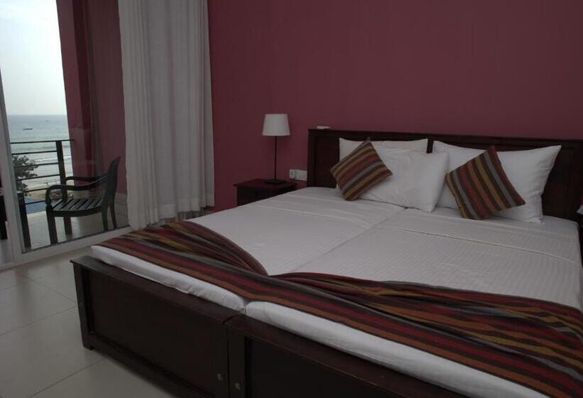 Hotel Twenty  Two Dazzle Bay