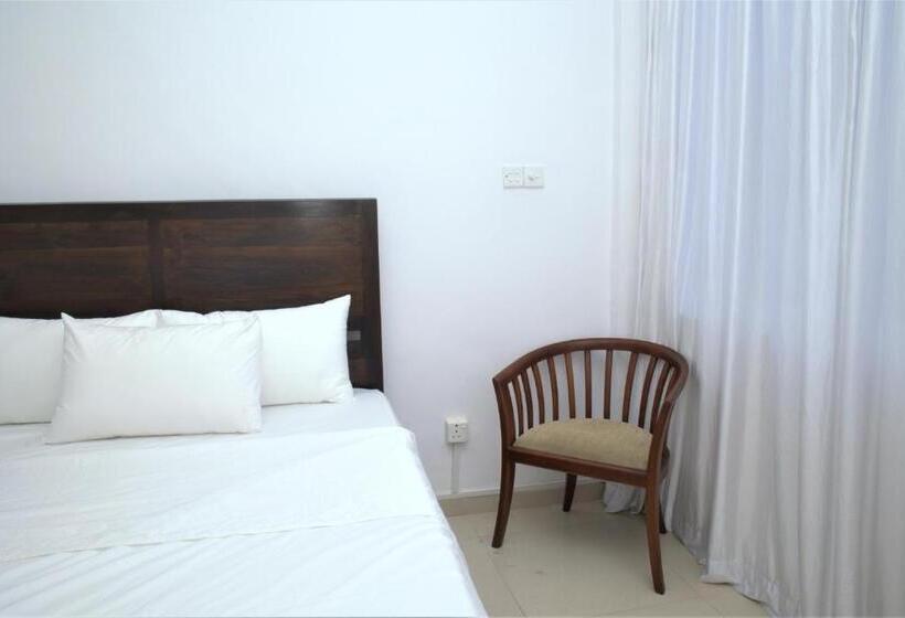 Hotel Twenty  Two Dazzle Bay