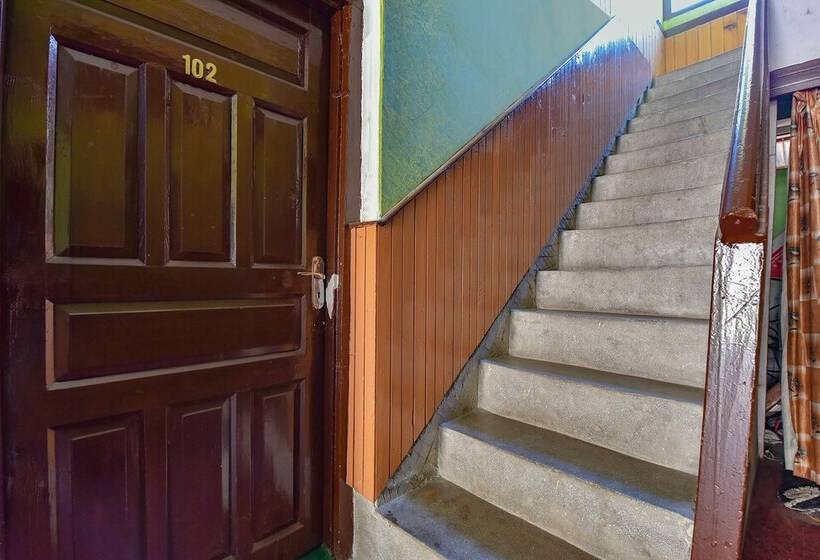 בית מלון כפרי Fabexpress Red Panda