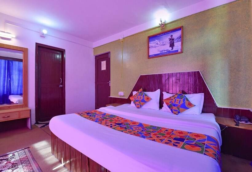 בית מלון כפרי Fabexpress Red Panda