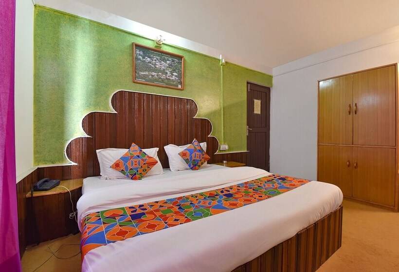 בית מלון כפרי Fabexpress Red Panda