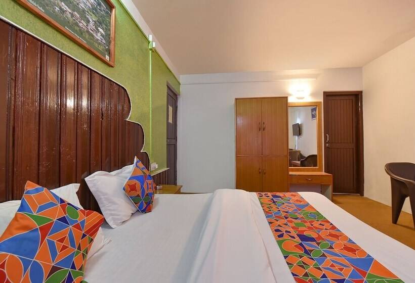 בית מלון כפרי Fabexpress Red Panda