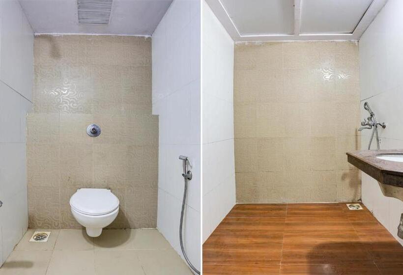 ホテル O Yatri Yadgar