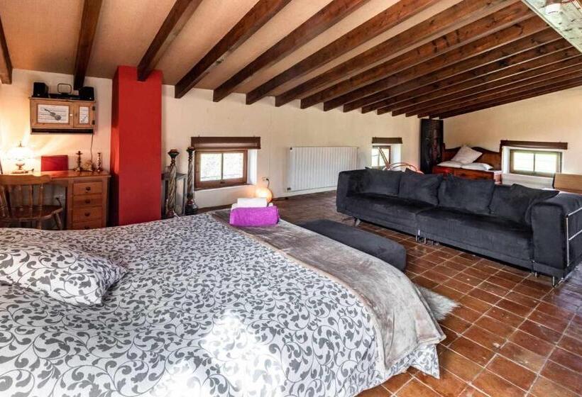 Mas Casalliques Masovería En El Término De Rupit I Pruit