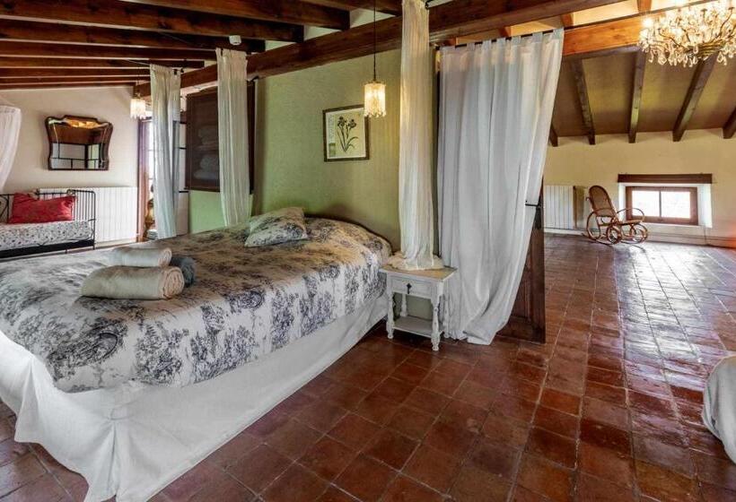 Mas Casalliques Masovería En El Término De Rupit I Pruit