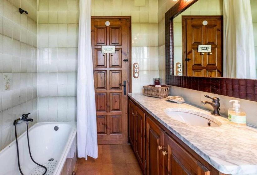 Mas Casalliques Masovería En El Término De Rupit I Pruit