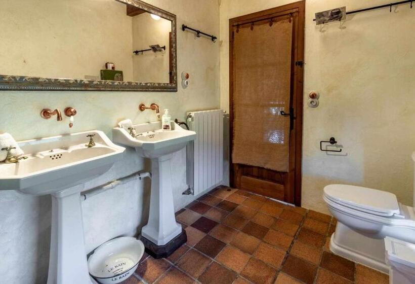 Mas Casalliques Masovería En El Término De Rupit I Pruit