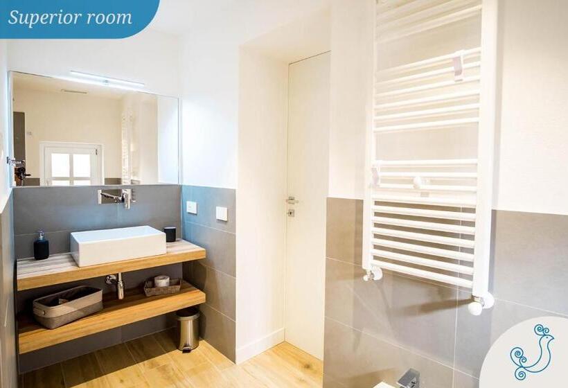 Пансион Karú Suites