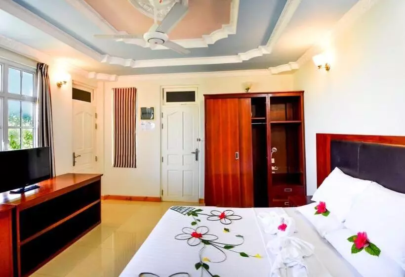 پانسیون La Cabana, Maamigili