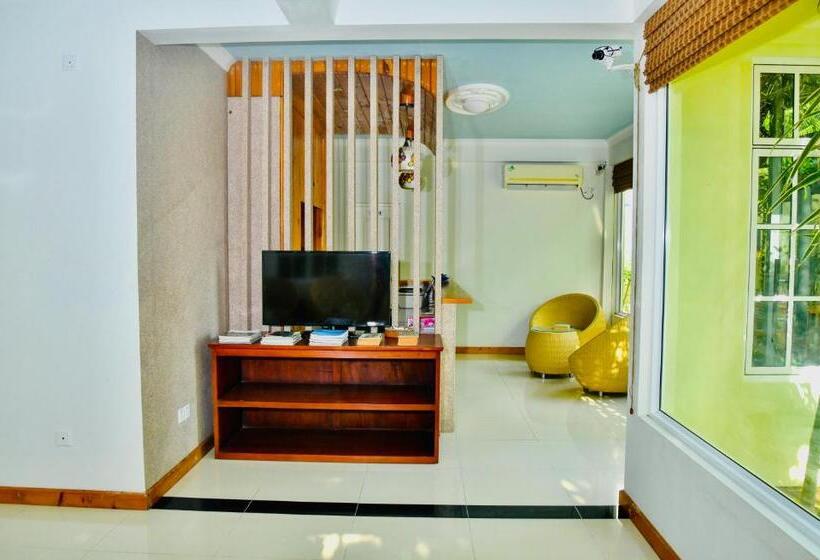 پانسیون La Cabana, Maamigili