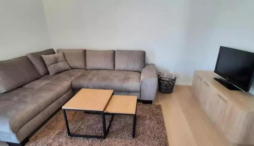 Vila Galadusis Prie Ežero
