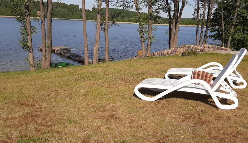 Vila Galadusis Prie Ežero