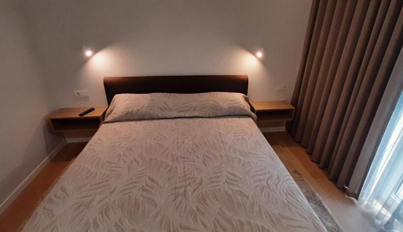 Vila Galadusis Prie Ežero