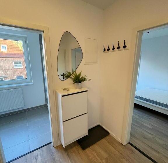 Feddersen Living Kernsanierte Ferienwohnungen   Gemütlich   Netflix   Voll Ausgestattet   Zentral