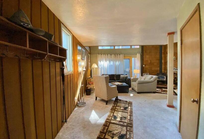 Mammoth Awesome Location 1 Min To Shuttles & Food! Toml Cpan 11402