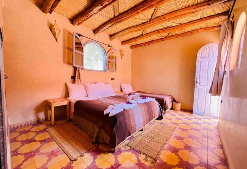 Pensión Dar Boujdaa