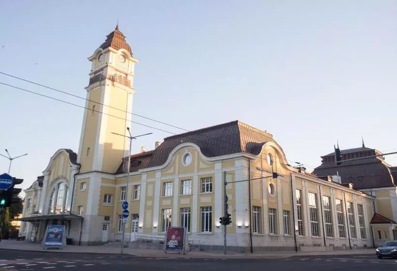 Super Center   Apartment On Kiril & Metodi Square