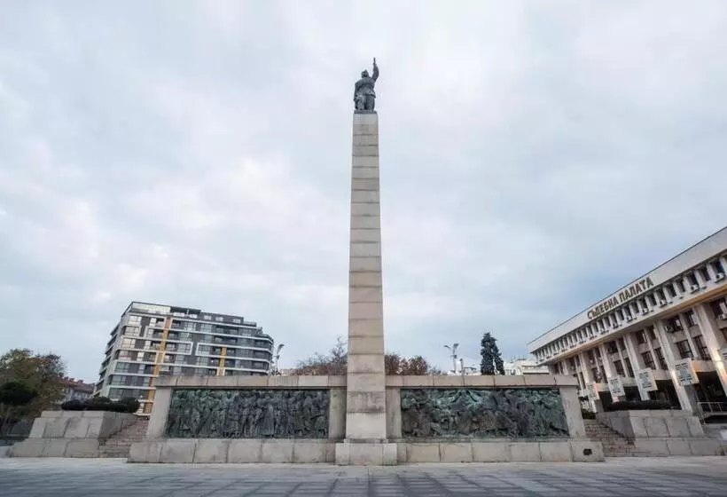 Super Center   Apartment On Kiril & Metodi Square