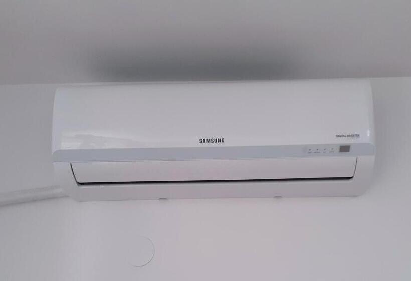 Super Center   Apartment On Kiril & Metodi Square