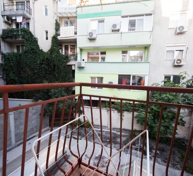 Super Center   Apartment On Kiril & Metodi Square