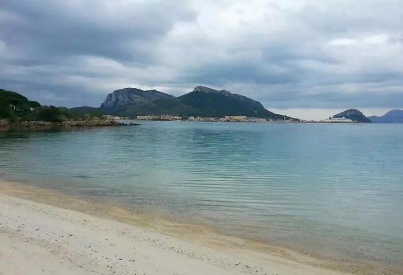 Accogliente Seminterrato A Due Passi Dal Mare