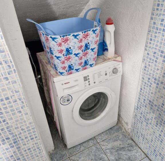 Accogliente Seminterrato A Due Passi Dal Mare